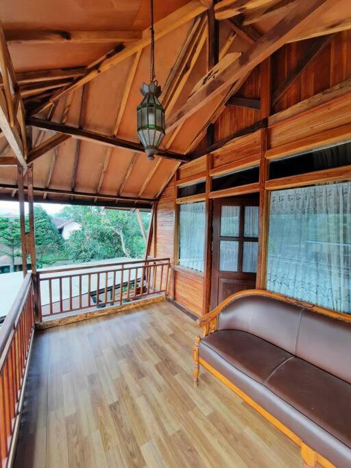 Villa As-Salam, Kadungora, Гарут Экстерьер фото